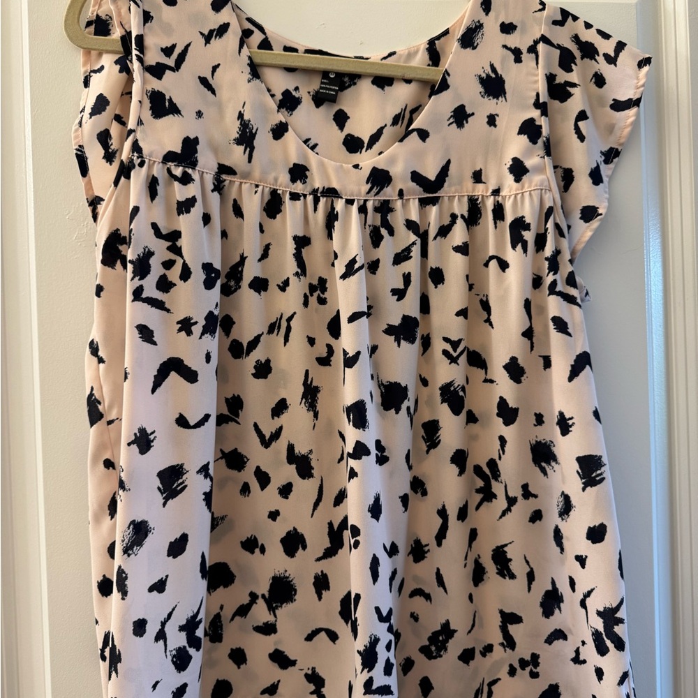 Women's Pink and Blue Patterned Top